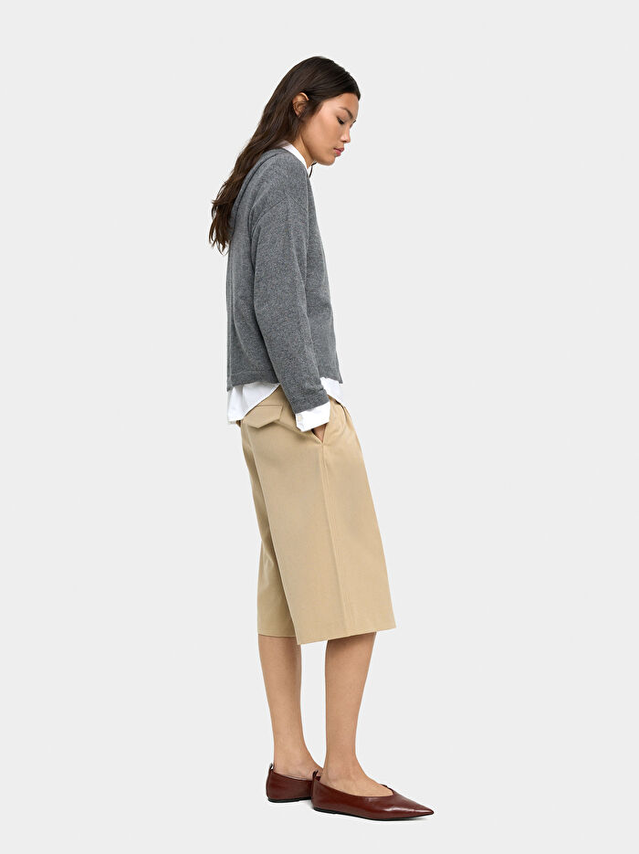 Pileli Bermuda Şort