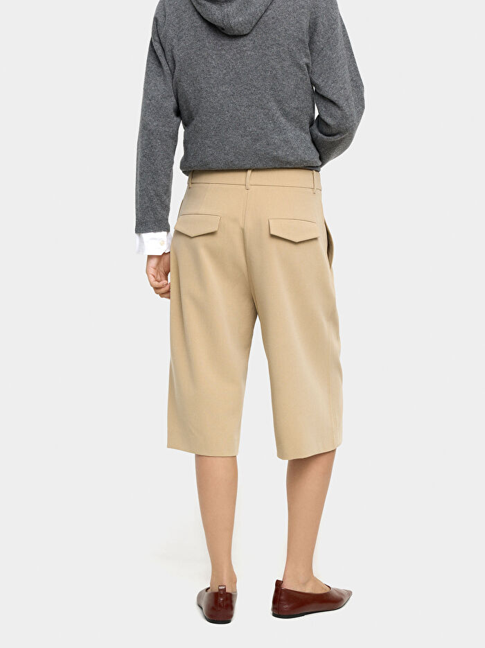 Pileli Bermuda Şort