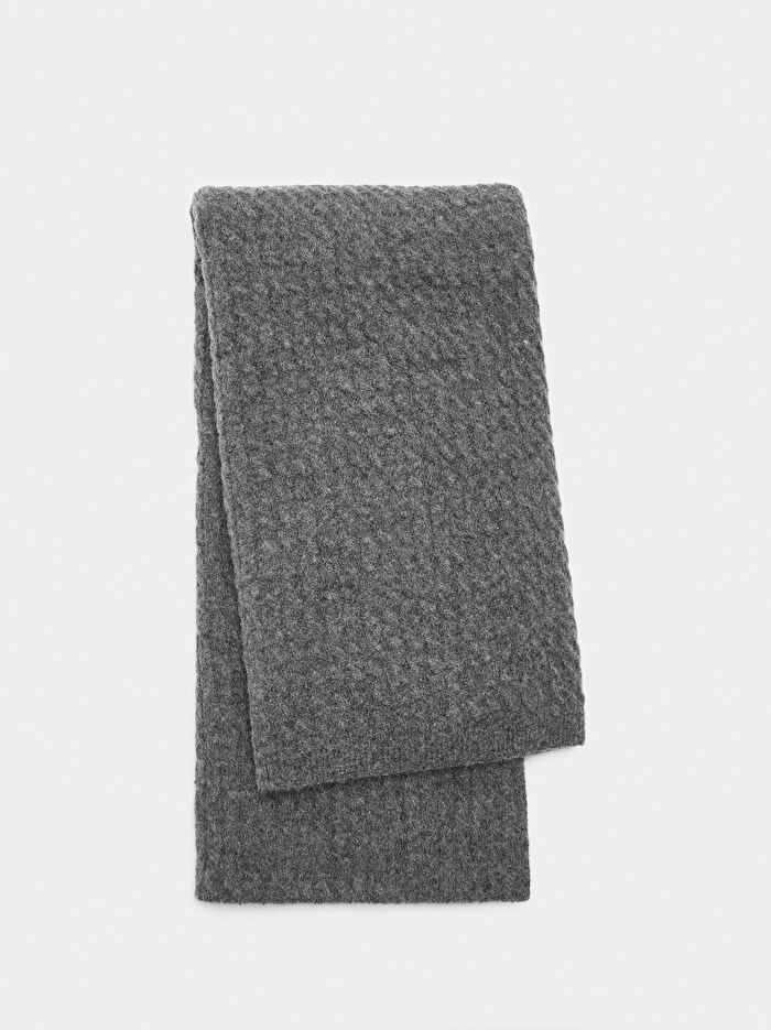 Kabartmalı Detaylı Atkı