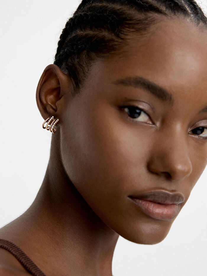 Çoklu Halka Efektli Küpe