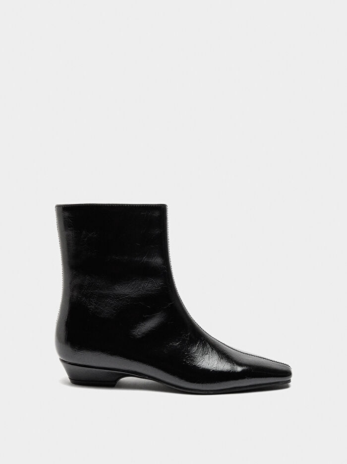 Üst Dikişli Kısa Topuklu Bilekte Bot