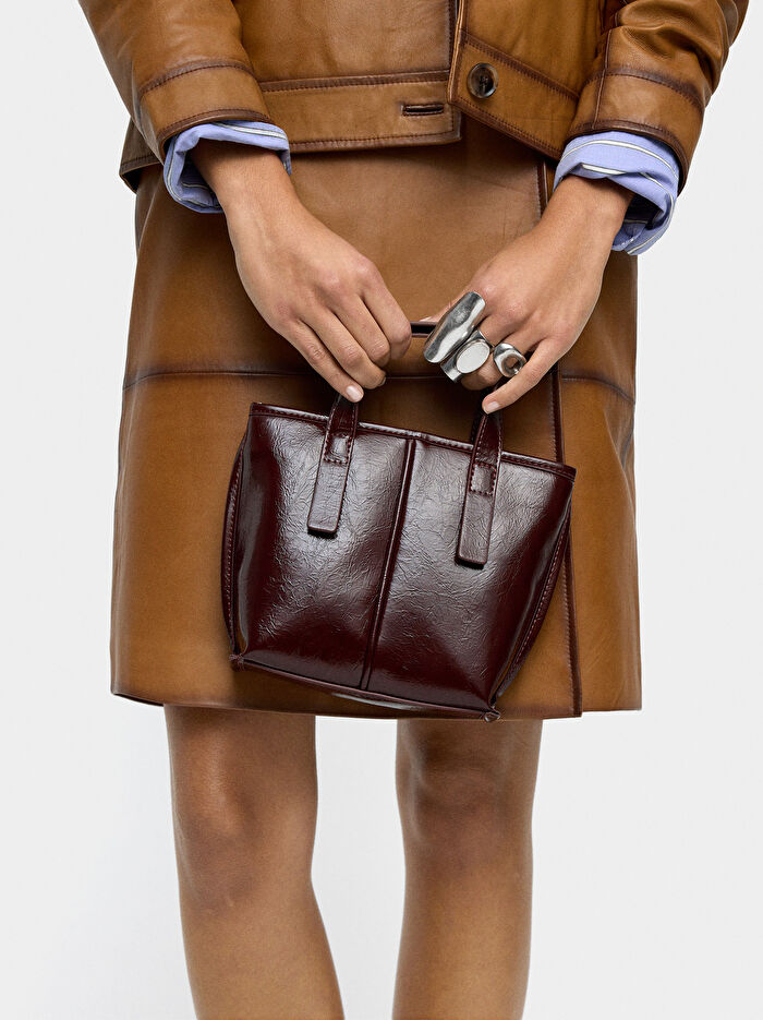 Çapraz Askılı Tote Çanta