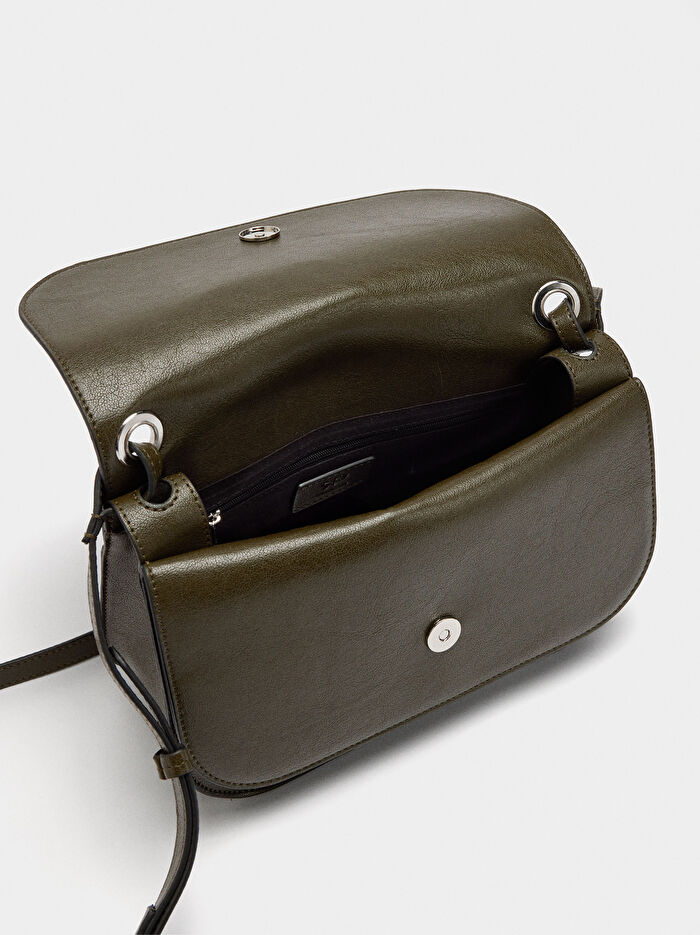 Çift Kapaklı Çapraz Askılı Çanta