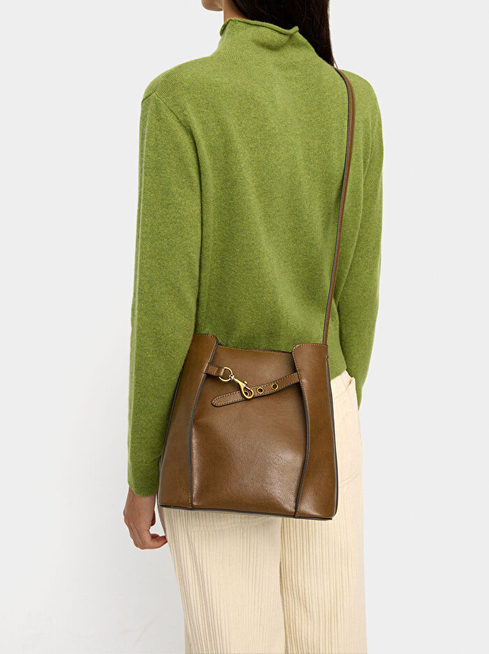 Yan Katlamalı Bucket Çanta