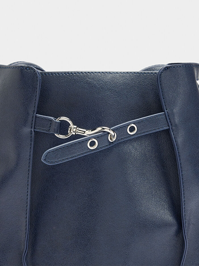 Yan Katlamalı Bucket Çanta