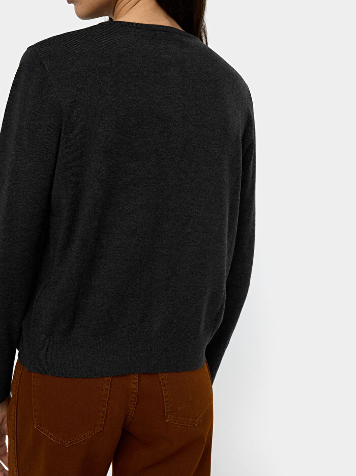 Kalp Düğmeli Örme Hırka