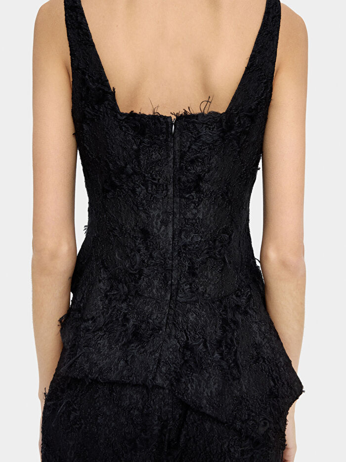 Asimetrik Jakarlı Üst