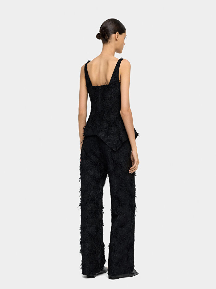 Asimetrik Jakarlı Üst