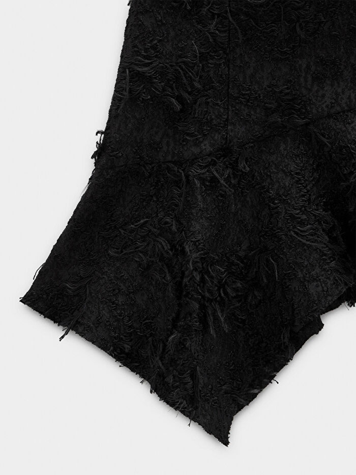 Asimetrik Jakarlı Üst