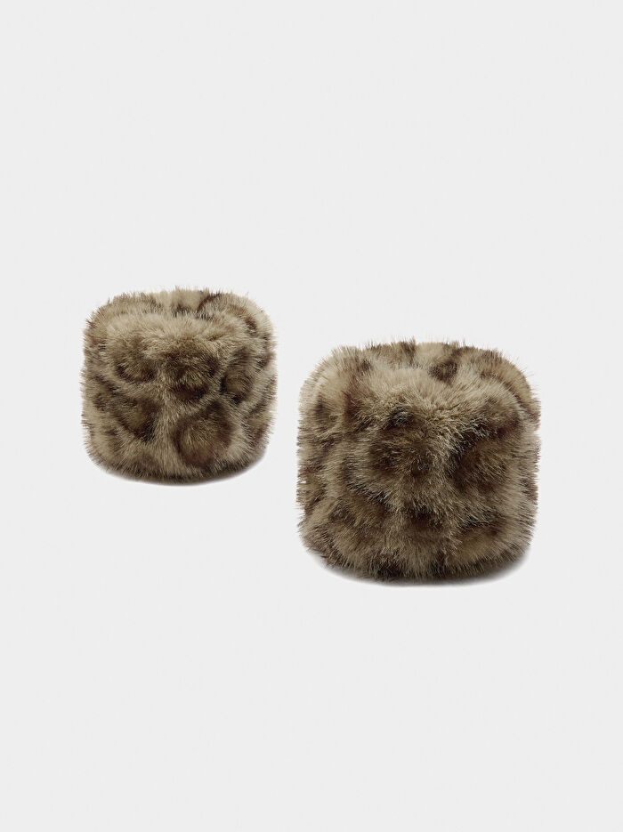 Leopar Desenli Manşetler