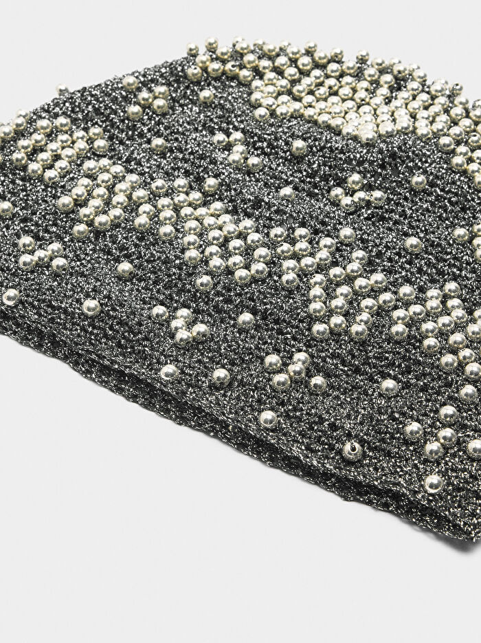 İnci Süslemeli Bere