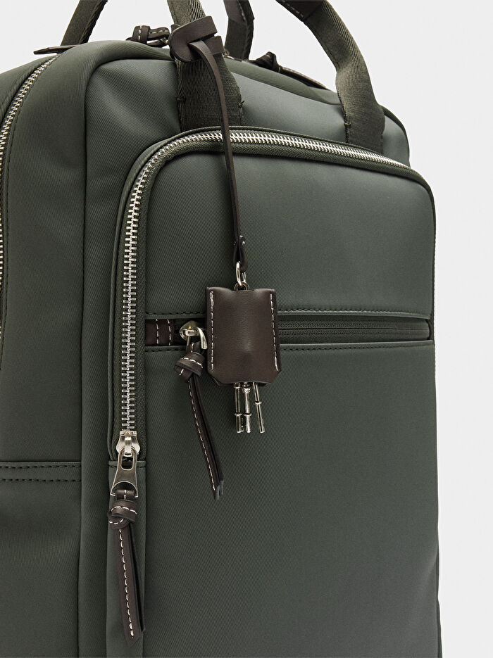 Teknik Kumaş 13 İnç Laptop Sırt Çantası