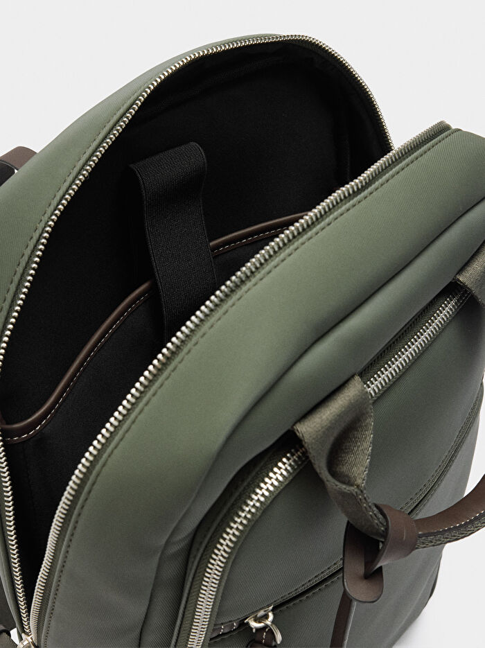 Teknik Kumaş 13 İnç Laptop Sırt Çantası