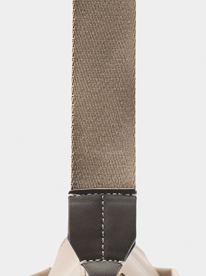 Teknik Kumaş Efektli Omuz Çantası