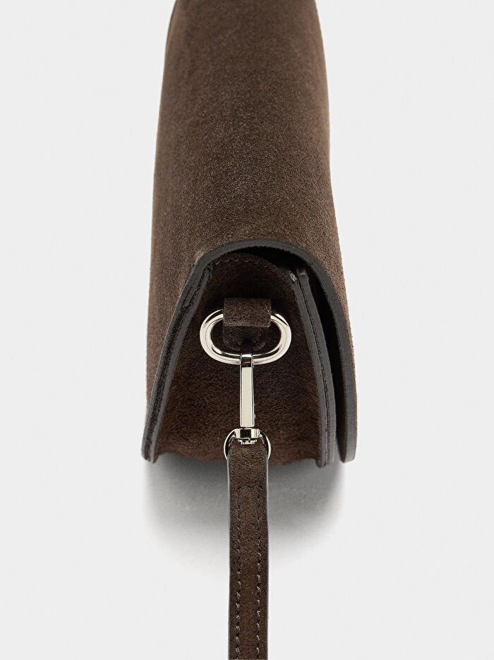 Kapaklı Süet Çapraz Askılı Çanta