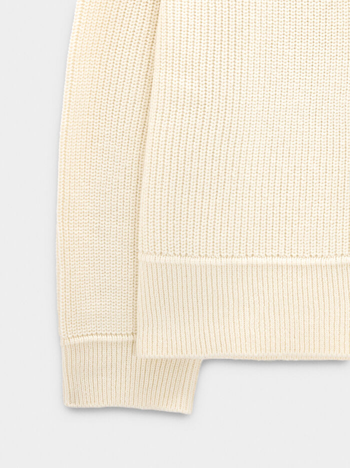 Yüksek Yakalı Örme Kazak