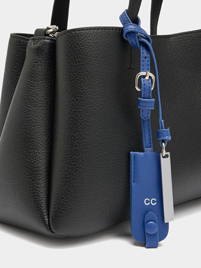 Charm'lı Düz Tote Çanta