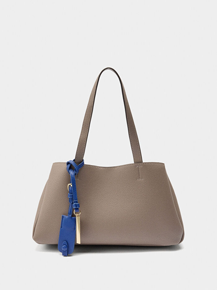 Charm'lı Düz Tote Çanta