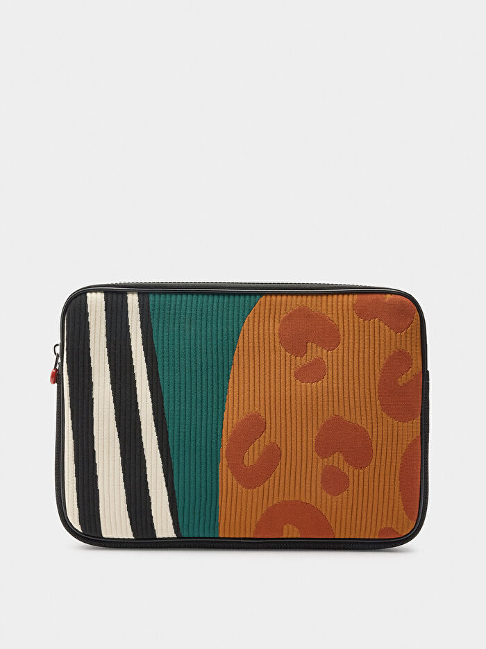 Desenli 13 İnç Laptop Kılıfı