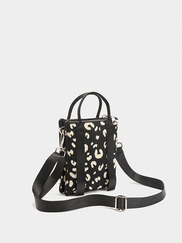 Jakarlı File Cep Telefonu Çantası