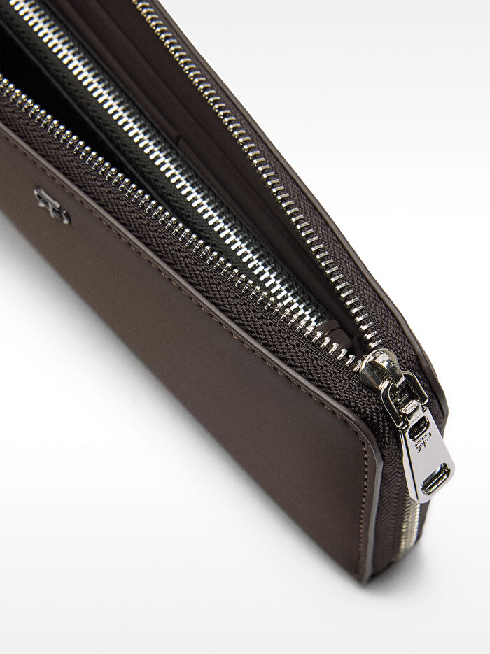 Fermuarlı Yumuşak Dokulu Cüzdan