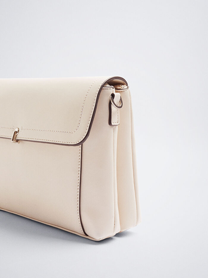 Çok Cepli Çapraz Askılı Çanta