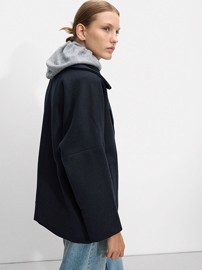 Düğmeli Yün Ceket