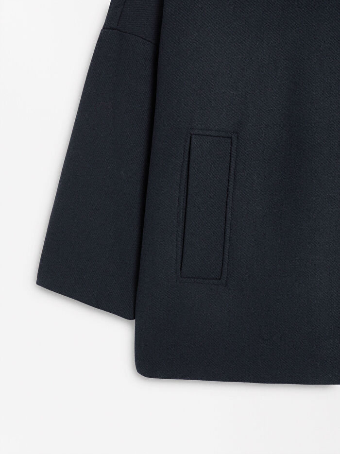 Düğmeli Yün Ceket