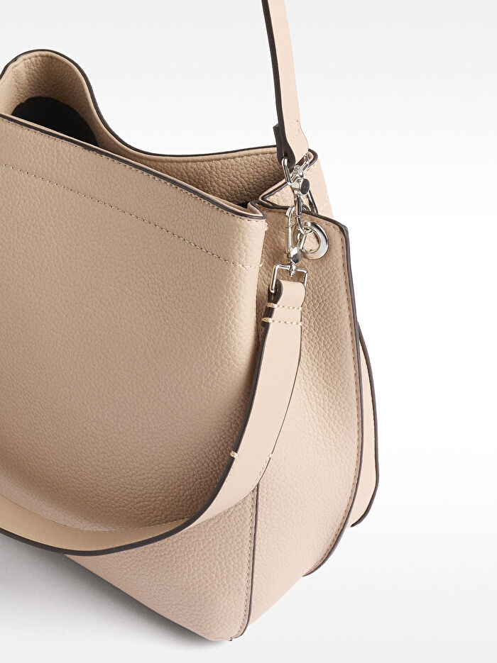 Dokulu Omuz Çantası