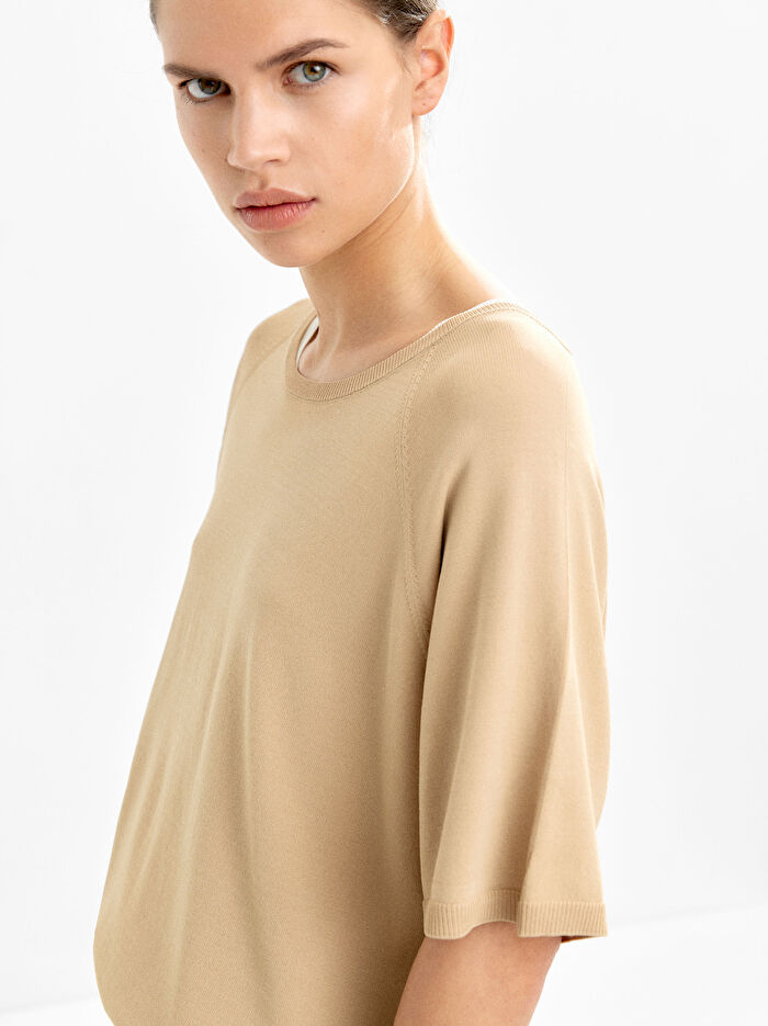 Kısa Kollu Örgü Kazak