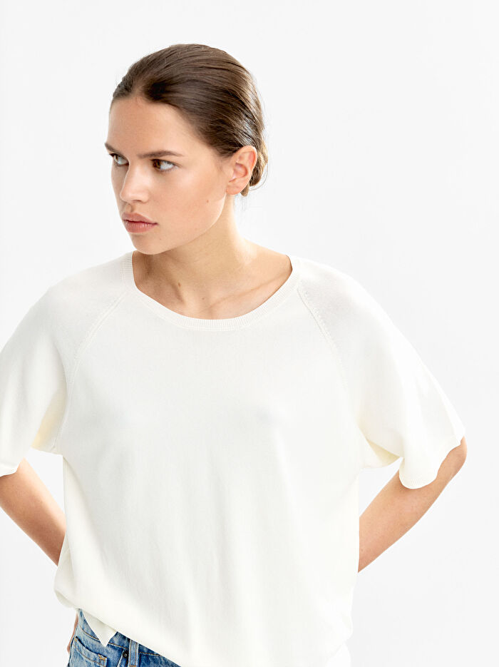 Kısa Kollu Örgü Kazak