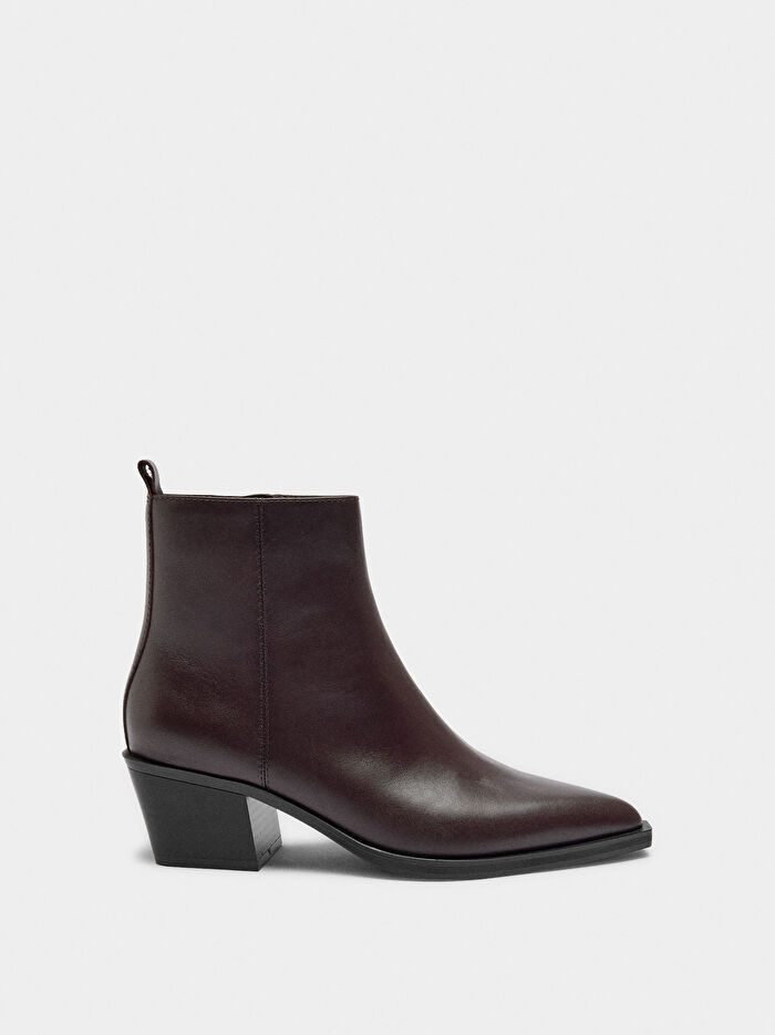 Geniş Topuklu Deri Bilekte Bot