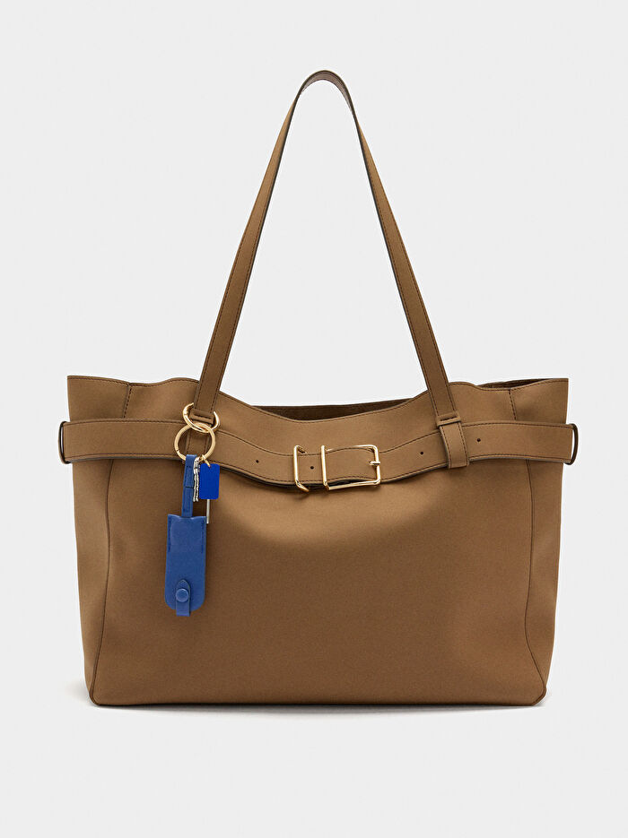 Kemer Detaylı ve Charm'lı Shopper Çanta