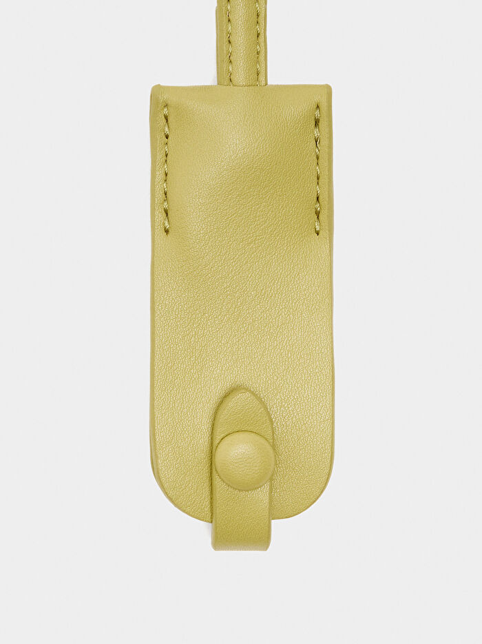 Kemer Detaylı ve Charm'lı Shopper Çanta