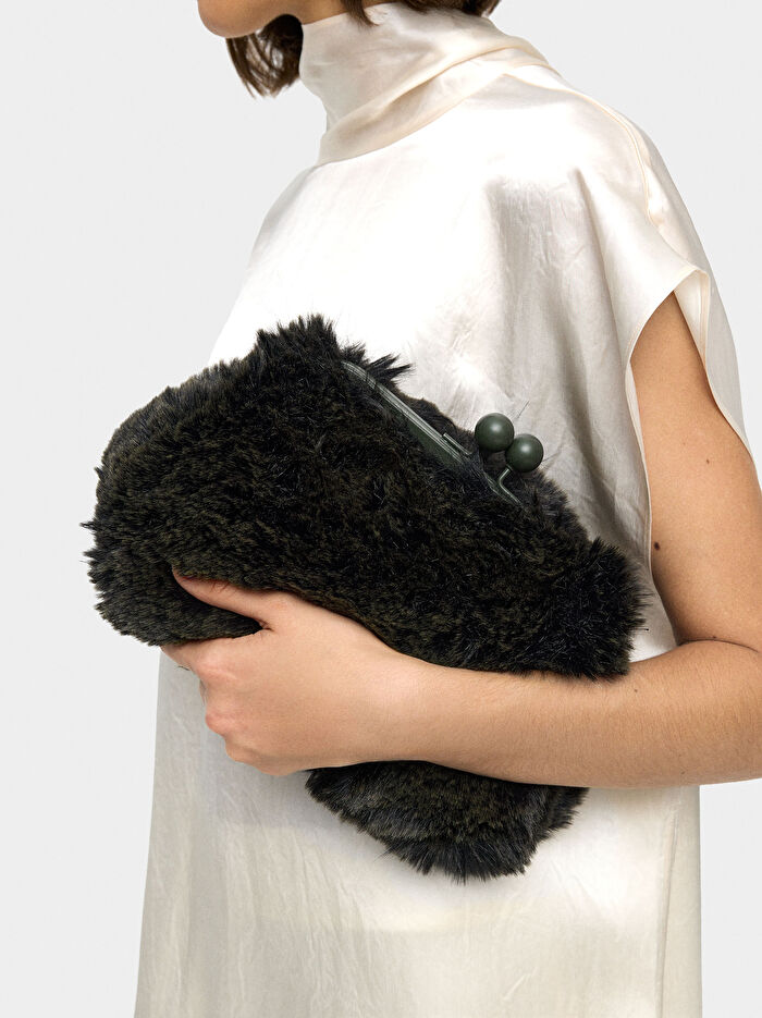 Kürk Efektli Zincir Askılı Çanta