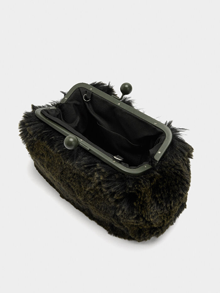 Kürk Efektli Zincir Askılı Çanta