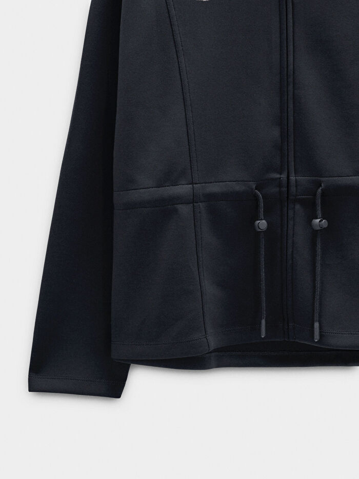 Fermuarlı ve Yüksek Yakalı Sweatshirt