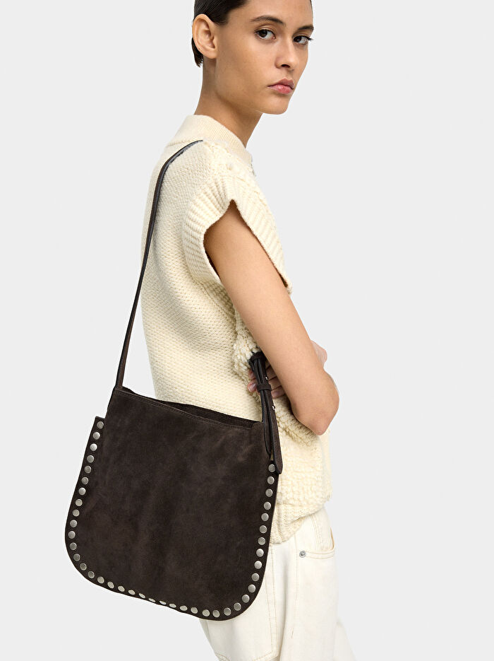 Zımba Detaylı Süet Deri Çapraz Askılı Çanta