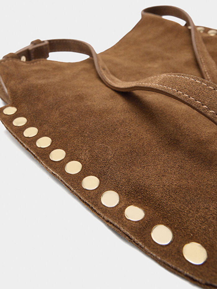 Zımba Detaylı Süet Deri Çapraz Askılı Çanta