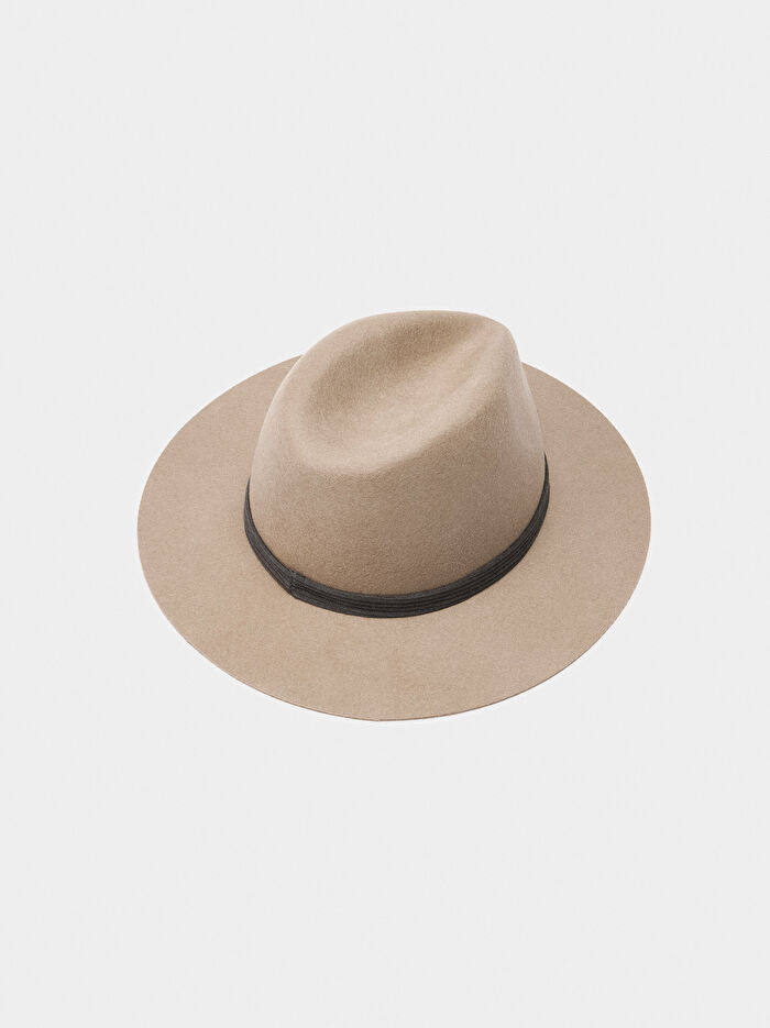 Şeritli Yün Şapka