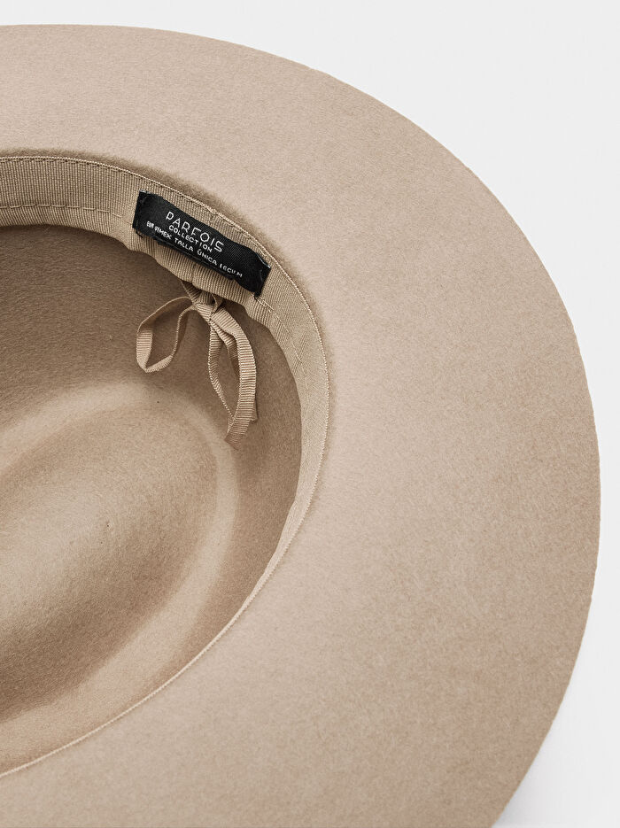 Şeritli Yün Şapka