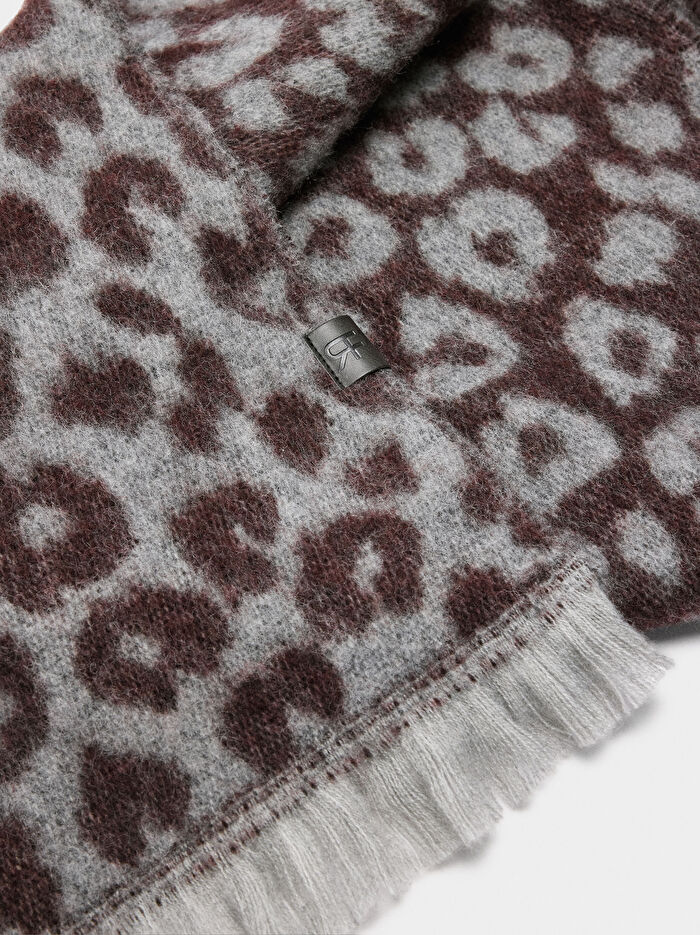 Püsküllü Hayvan Desenli Atkı