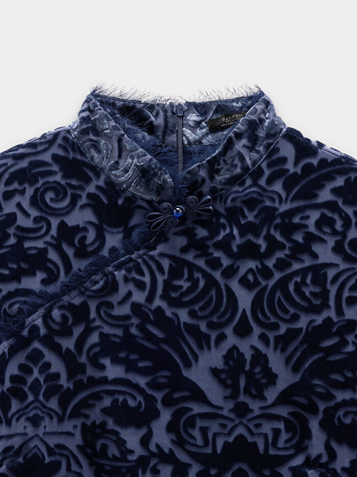 Yaprak Desenli Kısa Jakarlı Elbise