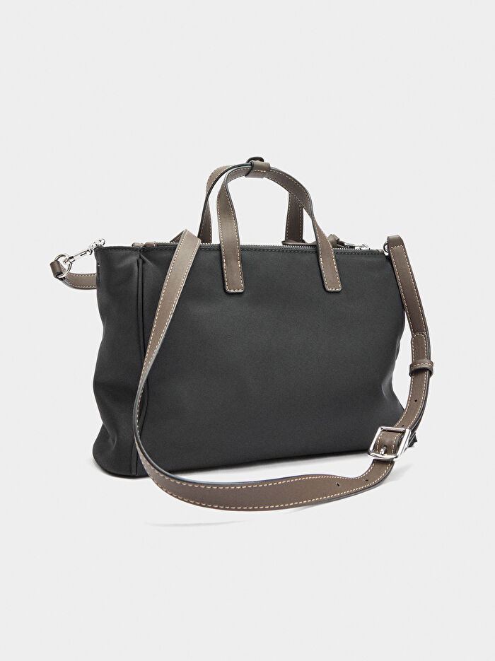 Teknik Kumaş Çapraz Askılı Tote Çanta