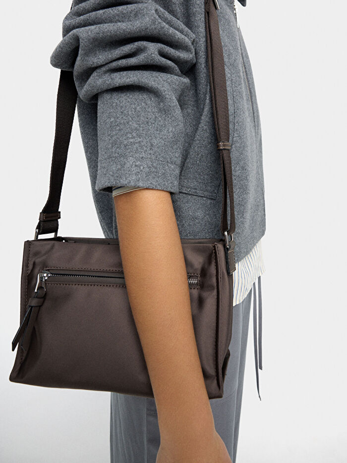 Teknik Kumaş Çapraz Askılı Çanta M