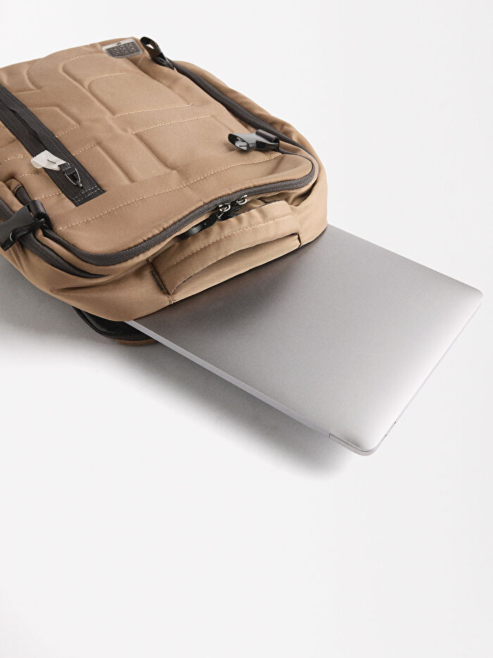 Teknik Kumaş Kabin Boy Sırt Çantası