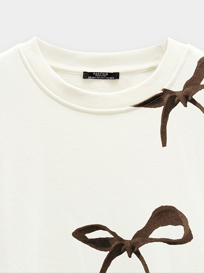 Fiyonk Desenli Sweatshirt