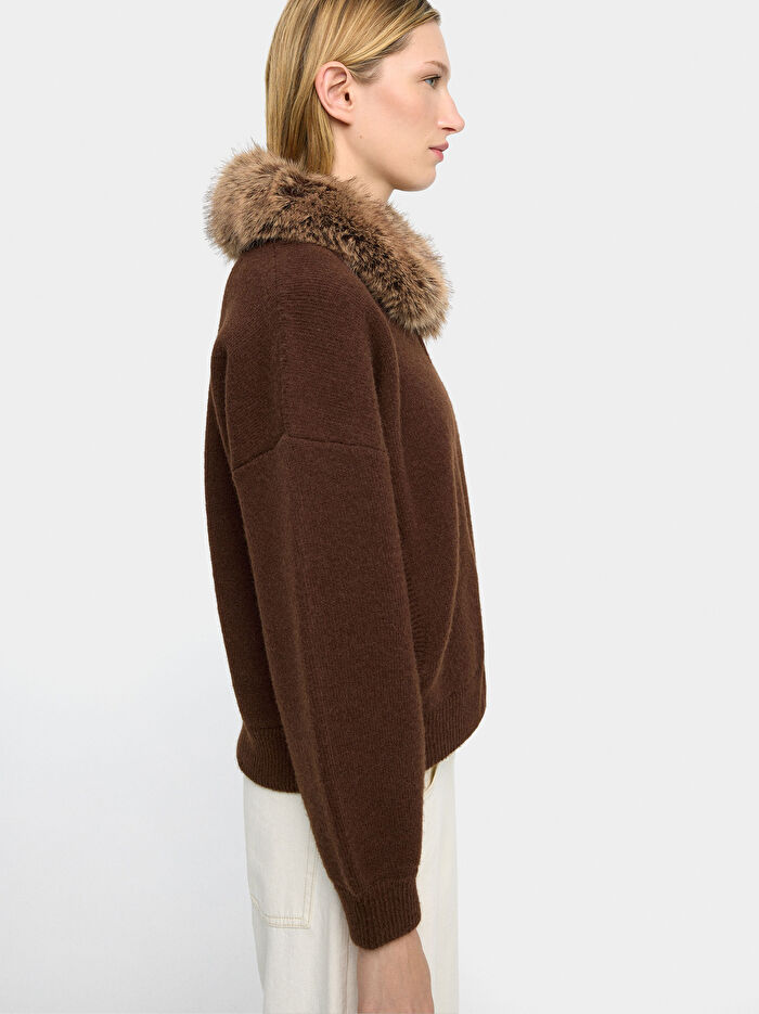 Suni Kürk Yakalı Örme Hırka