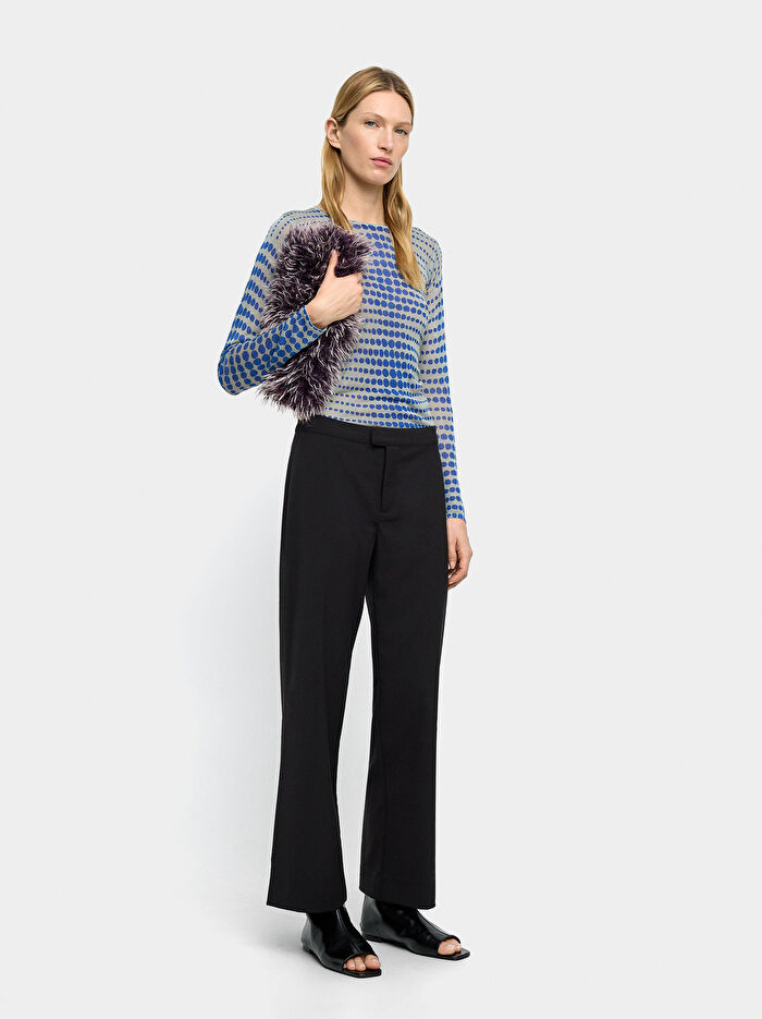 Yarı Şeffaf Örme Kazak