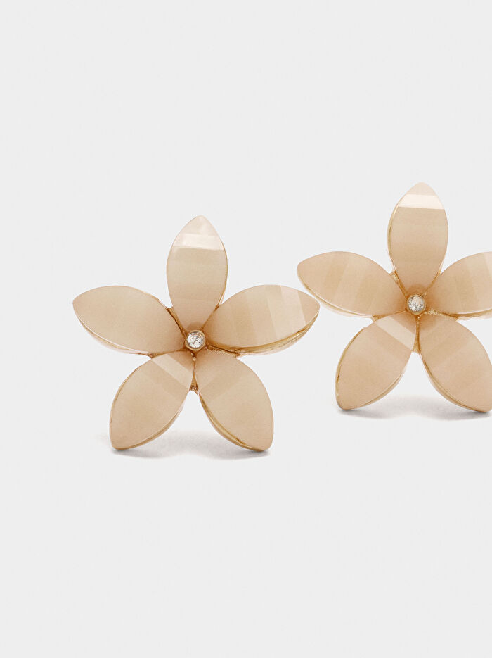 Çiçek Motifli Resin Küpe